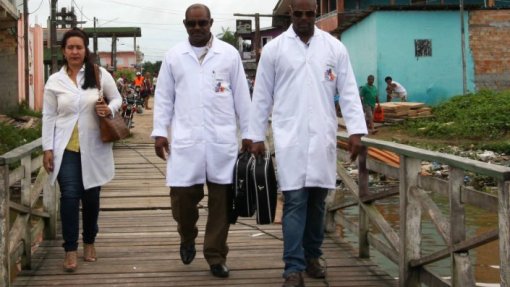 Cabo Verde vai contratar 70 médicos cubanos para reforçar hospitais