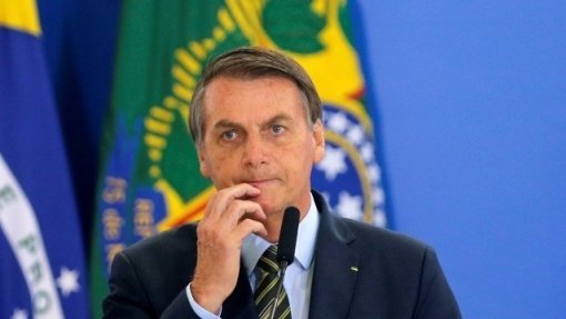 Bolsonaro transferido para Brasília para continuar internado