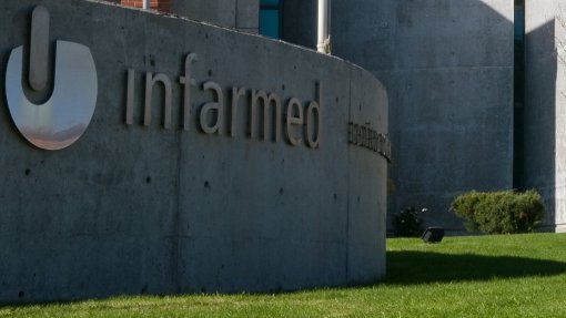 Infarmed autoriza rotulagem em italiano de medicamento para osteoporose