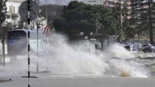 Páscoa com chuva em Portugal continental, &quot;bom tempo&quot; nos Açores e meteorologia &quot;estável&quot; na Madeira