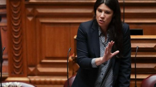Legislativas: Mortágua diz que Governo deixou o SNS “pior do que a maioria absoluta” do PS