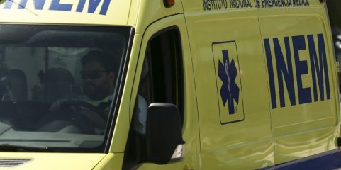 Apagão: INEM esclarece que &quot;foi dada resposta habitual&quot; a mulher ventilada que morreu