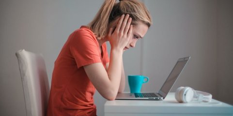 Adolescentes com problemas de saúde mental passam mais tempo nas redes sociais