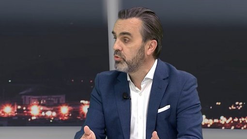 Carlos Cortes: “É preciso um plano de contingência para a área do medicamento”
