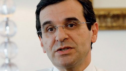 Ex-ministro apela a &quot;entendimento estratégico&quot; dos dois maiores partidos na Saúde