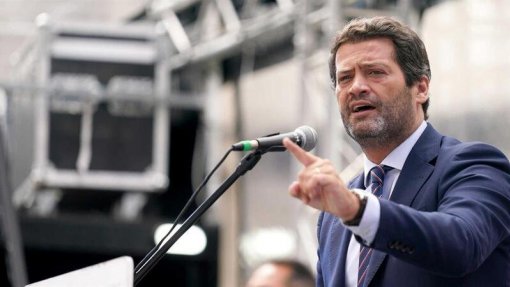 Legislativas: Ventura “passou bem” a noite espera ter alta “nas próximas horas”