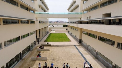 ICBAS inaugurou hoje reabilitação do edifício Abel Salazar no Porto