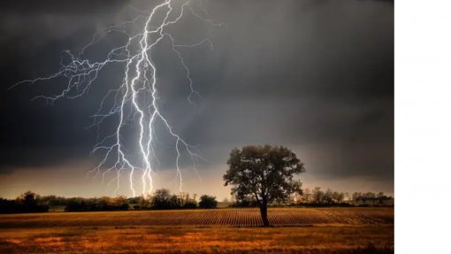 Dia de Portugal com chuva, trovoada e granizo no norte e centro - IPMA