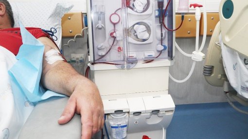Associação alerta para “tempos muito difíceis” para clínicas diálise
