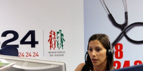 Linha SNS 24 diz que não houve constrangimentos nas chamadas na altura em que grávida perdeu bebé