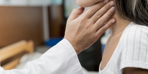 Expor crianças a microplásticos prejudica a sua tiroide e o seu desenvolvimento – estudo