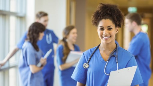 Bastonário contra fim do subsídio a estagiários de medicina moçambicanos