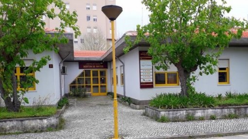 Movimento de Utentes de Coimbra queixa-se da falta de condições em centro de saúde