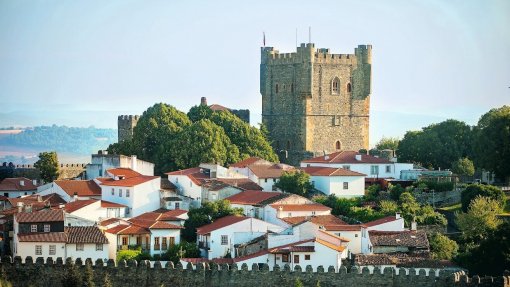 Bragança e Vila Real sob aviso vermelho no sábado devido ao calor