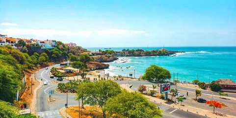 Cabo Verde recebe 61 equipamentos informáticos para reforçar certificação de óbitos