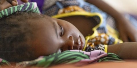 Surto de cólera em campo de refugiados no Chade faz 68 mortos num mês