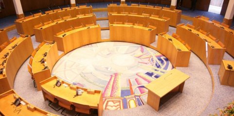 Parlamento dos Açores aprova contabilização do tempo de serviço dos ‘contratos covid’ na saúde