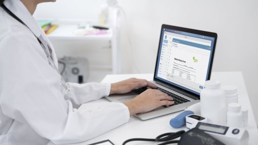 Mais de 470 milhões de Receitas Sem Papel emitidas em 10 anos