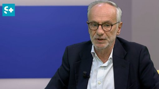 Programa Nacional de Vacinação erradicou surtos, esvaziou enfermarias e mudou a saúde infantil