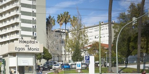Ministra da Saúde acompanha situação de risco no Hospital Egas Moniz