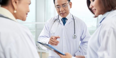 PR timorense atribui Medalha de Mérito a 12 médicos chineses