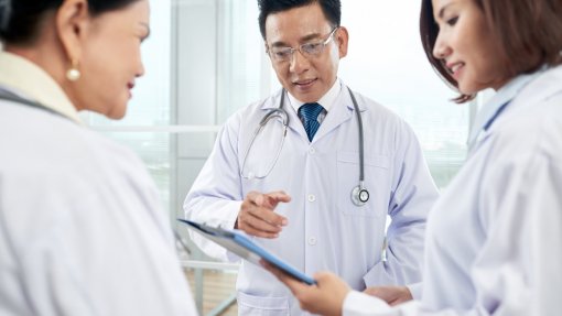 PR timorense atribui Medalha de Mérito a 12 médicos chineses