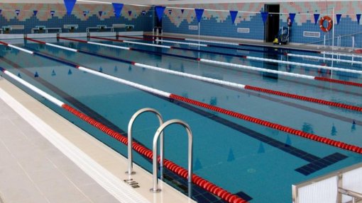 Tanque de aprendizagem de piscinas de Aljezur encerrado após análises à água