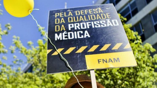 Federação dos Médicos convoca greve nacional para 24 outubro