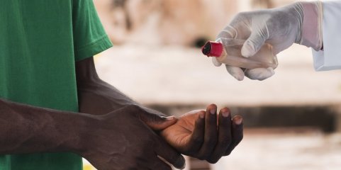 África do Sul saúda plano dos EUA para manter combate ao VIH no país até março