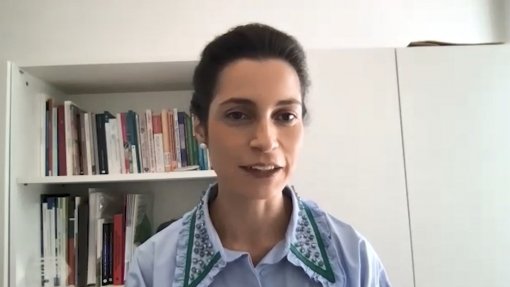 “Se quisermos modificar aquele que é o cenário epidemiológico do país, temos de usar diversos instrumentos”, defende Maria João Gregório