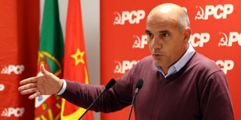 Raimundo acusa Governo de falhar na defesa dos direitos dos enfermeiros