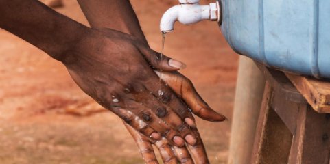 Moçambique precisa de cerca de 3,5 mil ME para melhorar acesso à água e saneamento - Governo