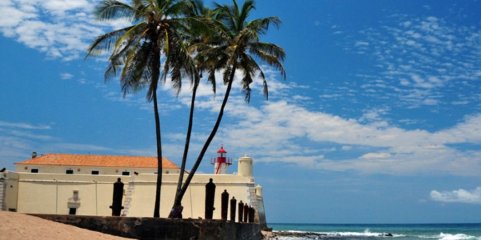 Portugal entrega equipamentos para "salvar vidas" no serviço de saúde são-tomense