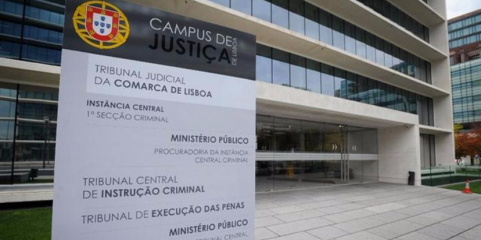Adiado pela terceira vez acórdão do processo de atual e ex-bastonária dos enfermeiros