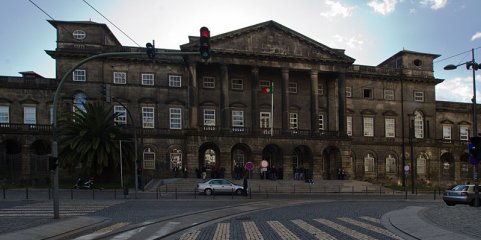 Hospital de Santo António no Porto faz remodelação de cozinha e refeitório por 4,1 ME