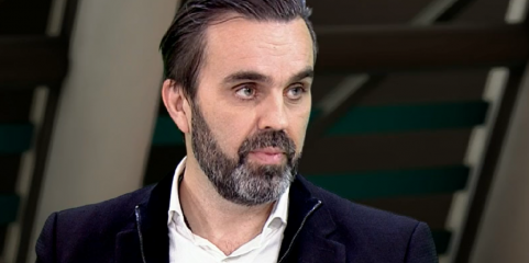 Bastonário dos médicos recusa entrar em &#039;claques&#039; que pedem demissão ou continuidade da ministra