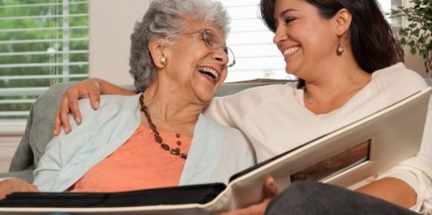 Manifesto e Observatório querem colocar cuidadores informais no centro das políticas sociais