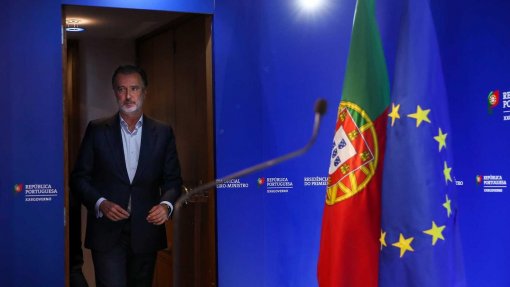 Cotrim Figueiredo diz que forma atual do SNS é um permanente triturador de ministros