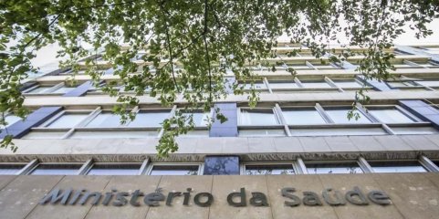 Ministério alerta para mensagens falsas a pedir pagamentos em nome do SNS