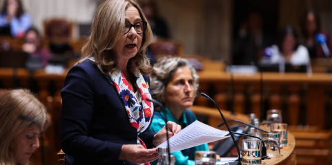 Ministra diz que “é um bom número” médicos que aderiram ao regime de dedicação plena no SNS