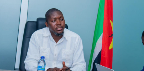 Inspetor-geral do Ministério da Saúde de Moçambique defende maior aposta na tecnologia