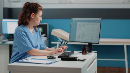 Sword Health assume gestão tecnológica da linha de saúde grega