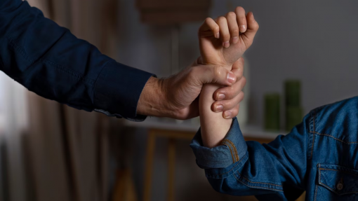 Número de vítimas femininas apoiadas pela APAV aumenta mais de 11% nos últimos três anos