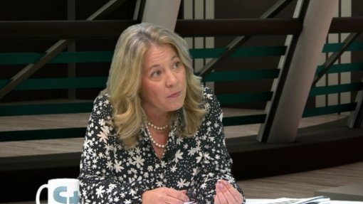 “Não é dissolvendo que se resolvem os problemas”   