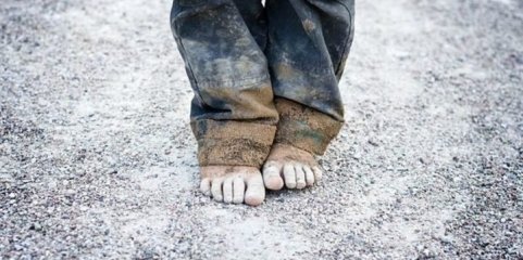 Pobreza na América Latina recuou em 2024 mas ainda afeta um quarto da população