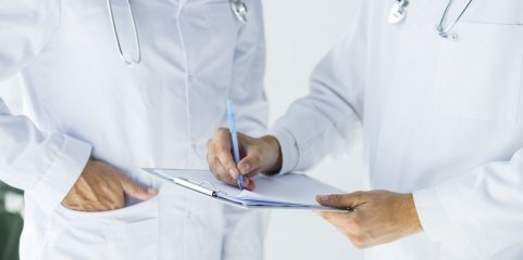 Vagas por preencher demonstram “crise estrutural” de especialidades essenciais ao SNS - Ordem