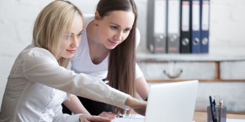 Mulheres na UE precisam trabalhar 15 meses para igualar salário anual dos homens - EIGE