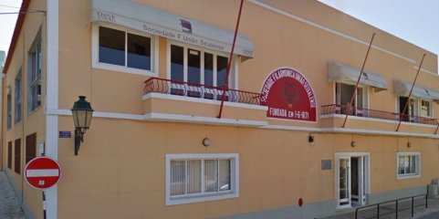 SEIXAL: &quot;Mais Um Natal sem Hospital do Seixal&quot; junta artistas numa reivindicação pela construção de hospital no concelho