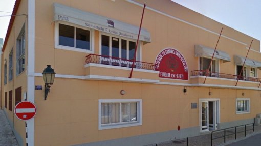 SEIXAL: &quot;Mais Um Natal sem Hospital do Seixal&quot; junta artistas numa reivindicação pela construção de hospital no concelho