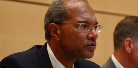 Ex-ministro da Saúde moçambicano critica falhas na prevenção da malária